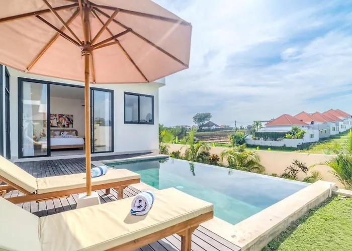New 2 Bed Pererenan Infinity Pool & Ricefield View Villa *