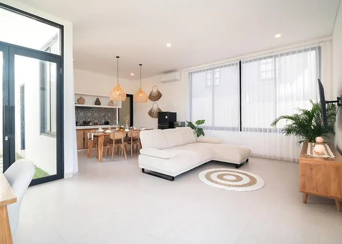 New 2 Bed Pererenan Infinity Pool & Ricefield View Canggu